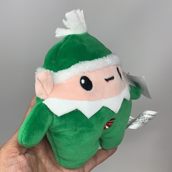 Plush elf with gift card holders (3 pc) nwt - Picture 10 of 16